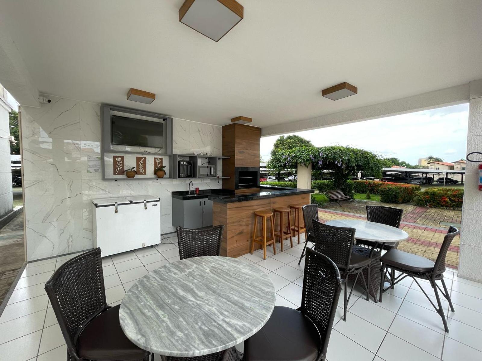 Ape Pertinho - Fortaleza, Ceara! Apartamento *